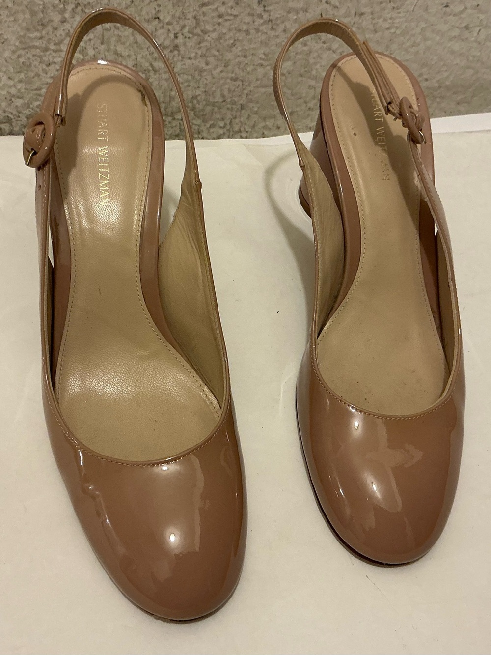 Stuart Weitzman  Beige Patent Slingback Pumps 7 Near New 7 N